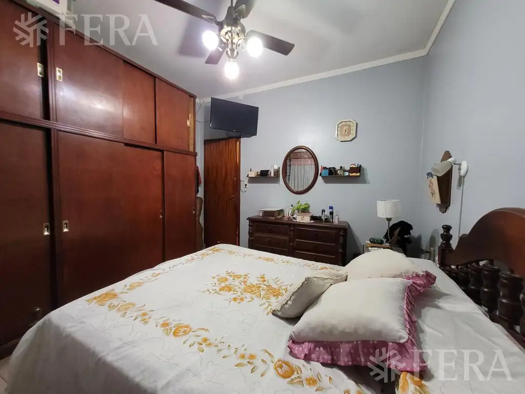 Casa Venta Ambientes A Os M Cochera Calle Bis