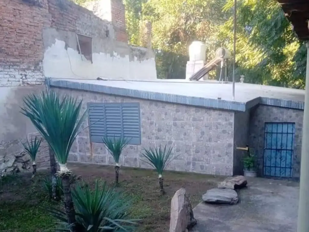 Casa Venta 3 ambientes 14 años 120m2 1 cochera Avenida Roque Sáenz