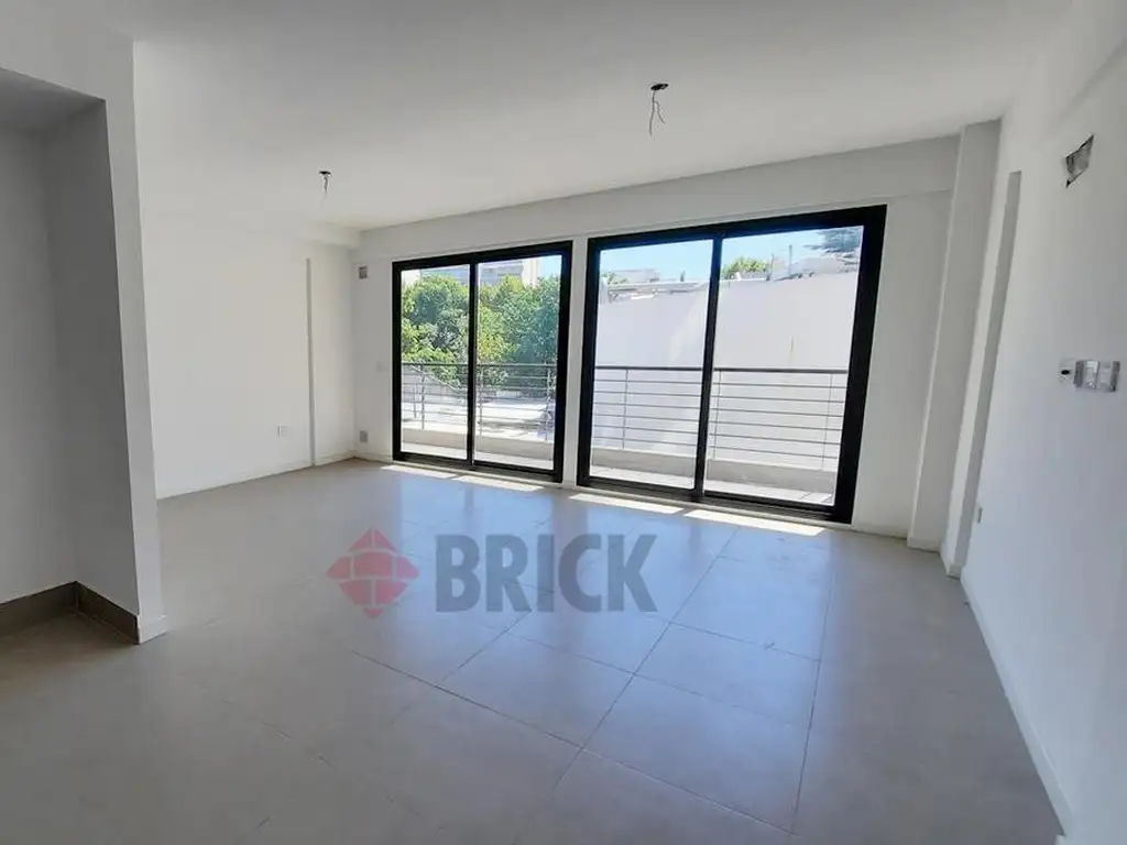 Venta Departamento 1 dormitorio a estrenar con balcón Av Alvarez