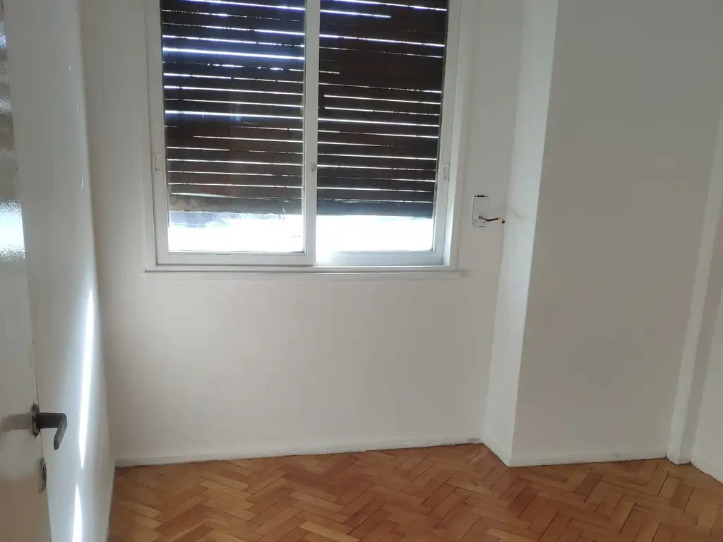 Alquiler Departamento 1 dormitorio 60 años Oeste 40m2 Avenida