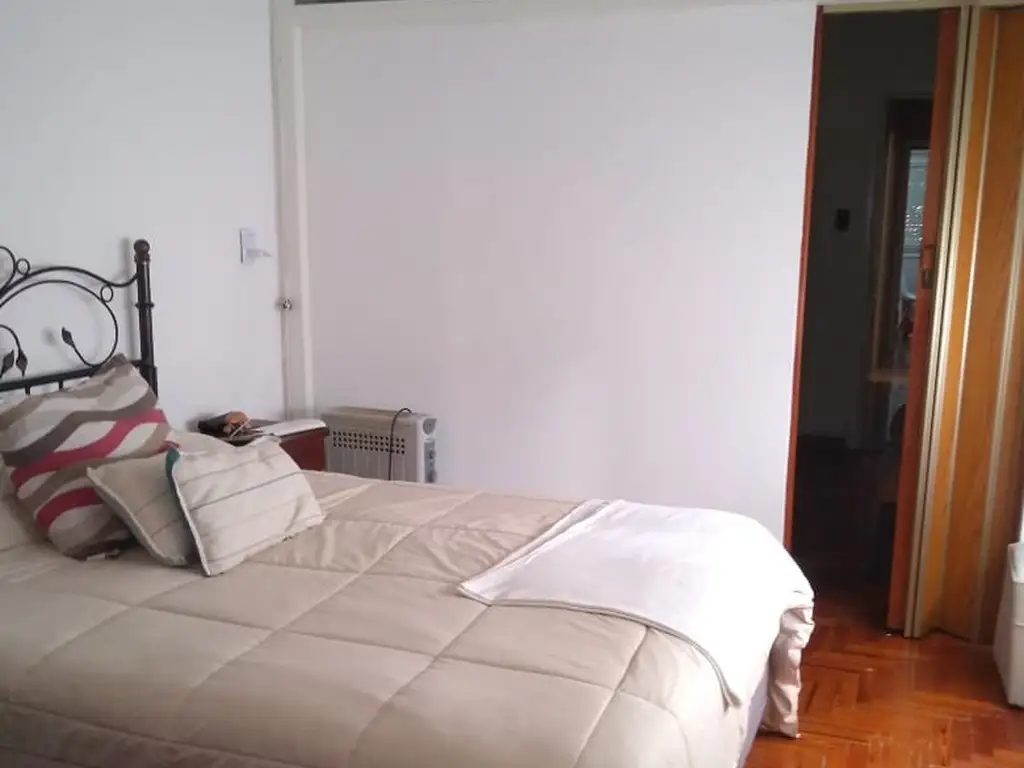 Venta Ph Dormitorios A Os Cochera M Cuenca Piso