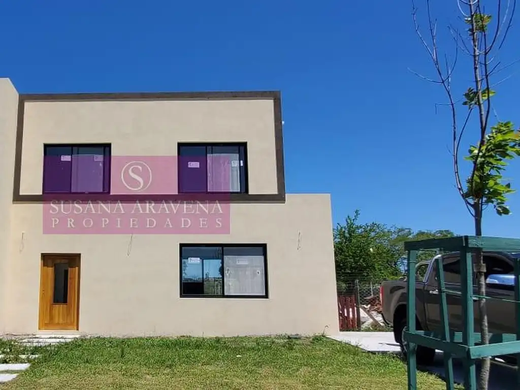 Venta Casa Dormitorios A Estrenar Cocheras M San Eduardo