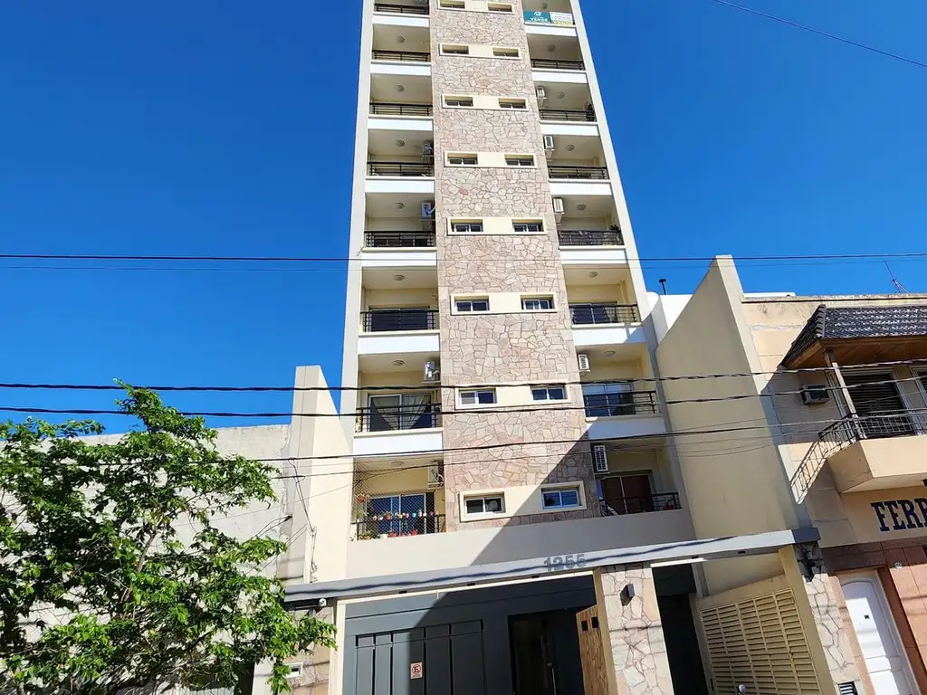 Venta Departamento 1 dormitorio a estrenar con balcón 38m2 Rodriguez