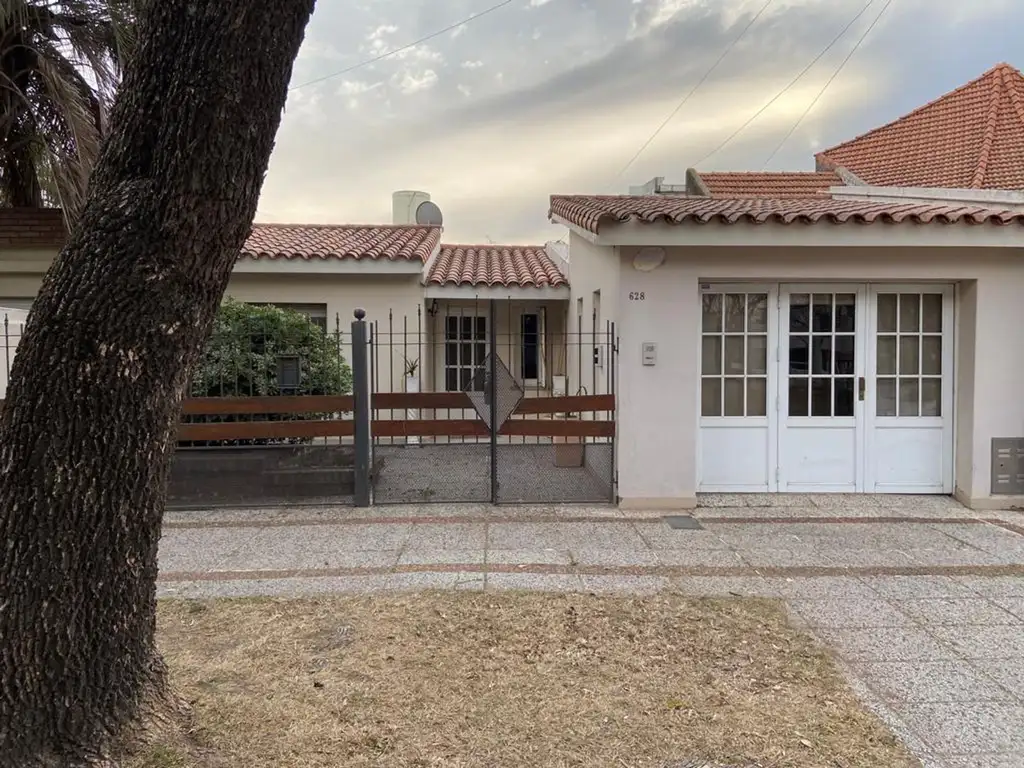 Casa Venta Ambientes A Os M Cochera Suipacha Rafaela