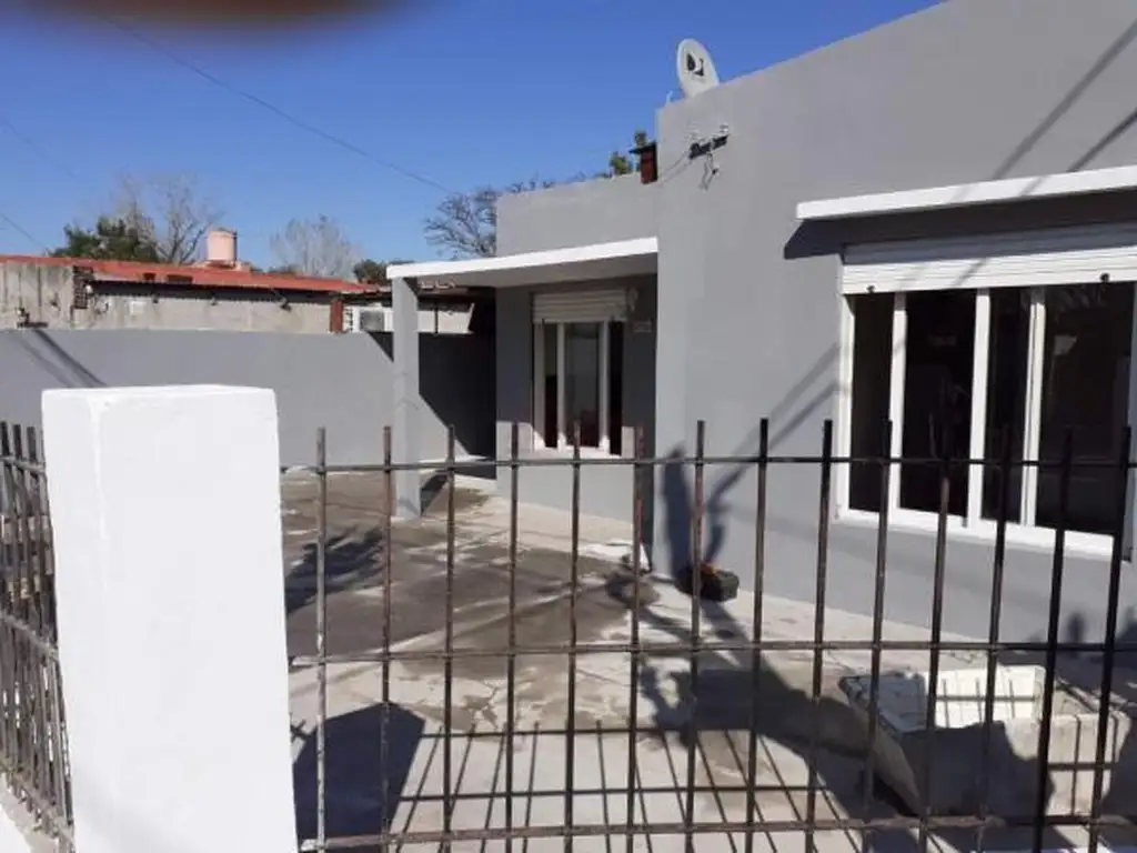 Casa Venta 5 ambientes 50 años 145m2 1 cochera 20 Y 87 Bis La Plata