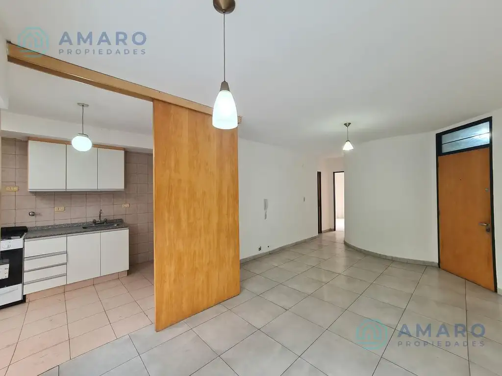 Departamento Venta 2 ambientes 20 años 45m2 con balcón 9 Julio Y