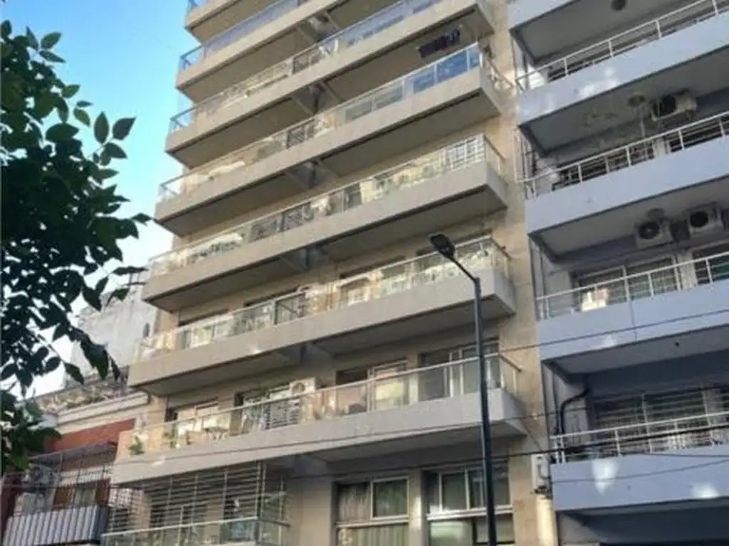 Venta Departamento A Os Dormitorios Cochera M Ruggieri