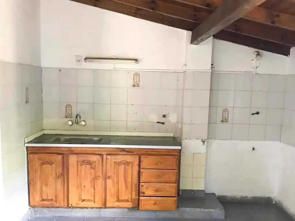 Casa Venta A Os Ambientes Cochera M Entre Bis Y