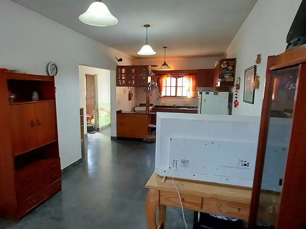 Venta Casa A Os Dormitorios Cochera M Intendente P Rez