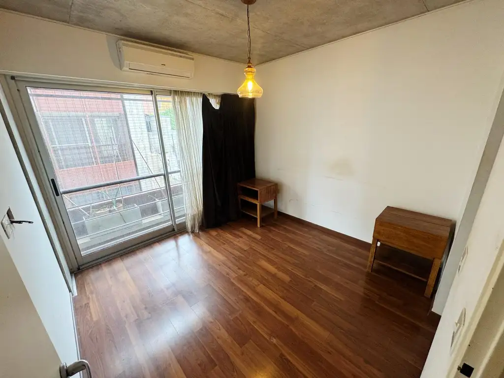 Venta Departamento A Os Dormitorio Con Balc N M Constitucion