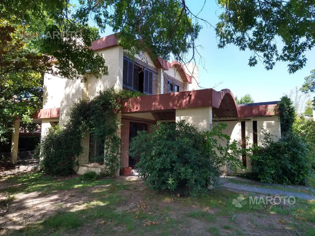 Alquiler Casa A Os Dormitorios M Cochera Barrio Cerrado