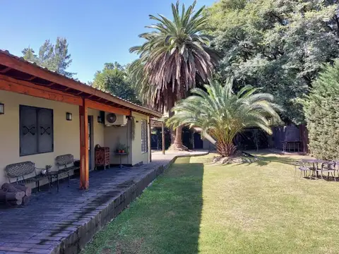 Parque Leloir - Inmejorable ubicación - Casa en venta tres d