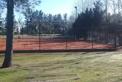 Actividades deportivas tenis en Nordelta - Lago Escondido en G.B.A. Zona Norte