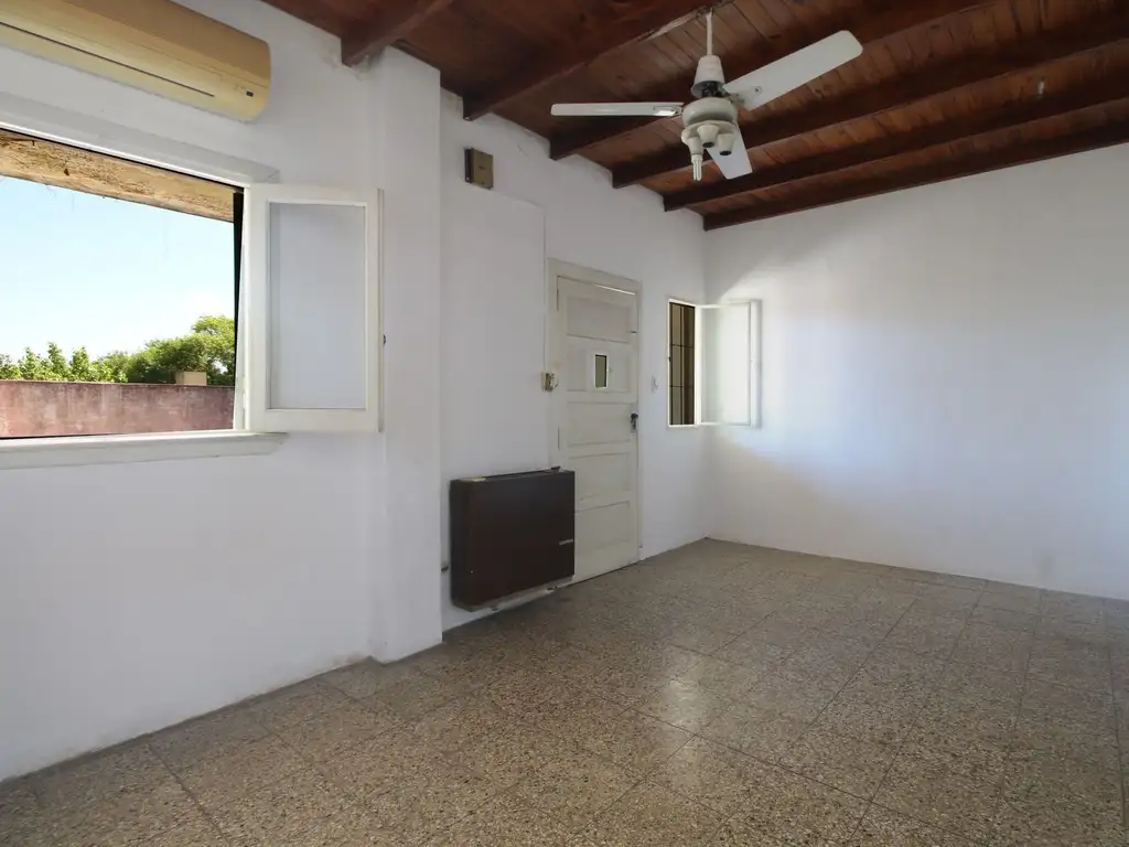 VENTA PH 3 amb/terraza en San Isidro a refaccionar