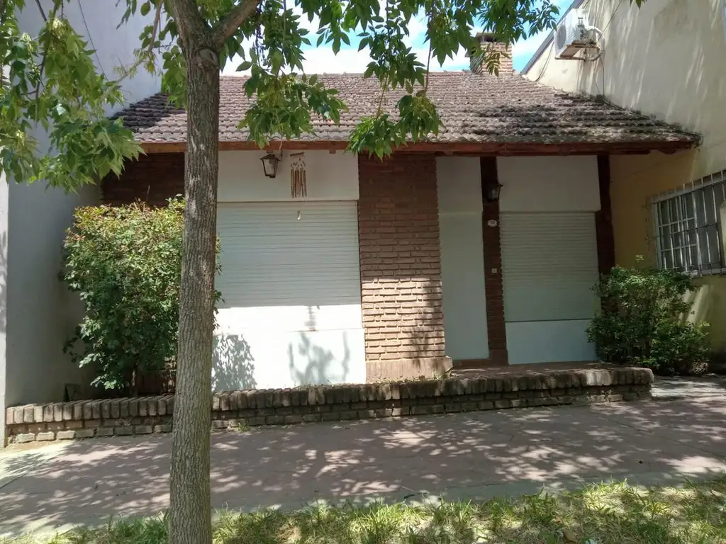 CASA a la VENTA: ubicado Esteva Berga 107 - Colón Entre Ríos