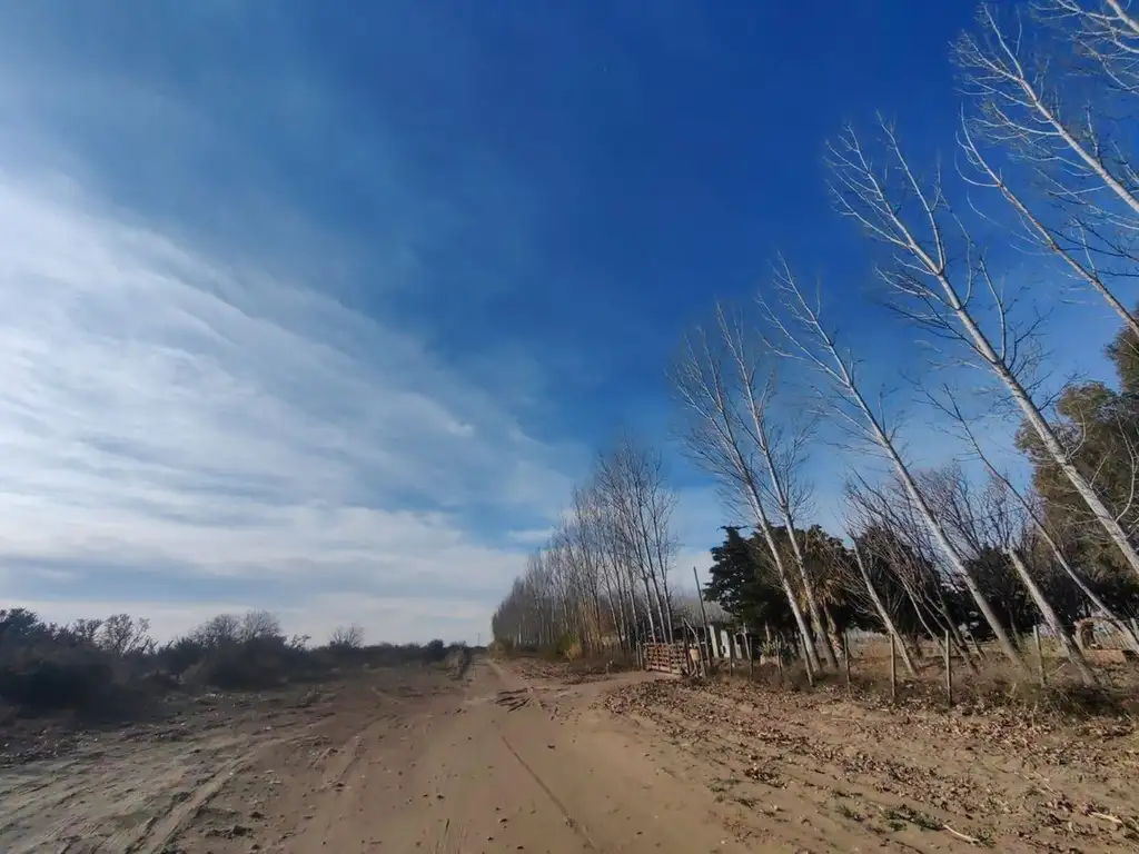 VENTA GRAN FINCA COLONIA MENENDEZ LA PAZ