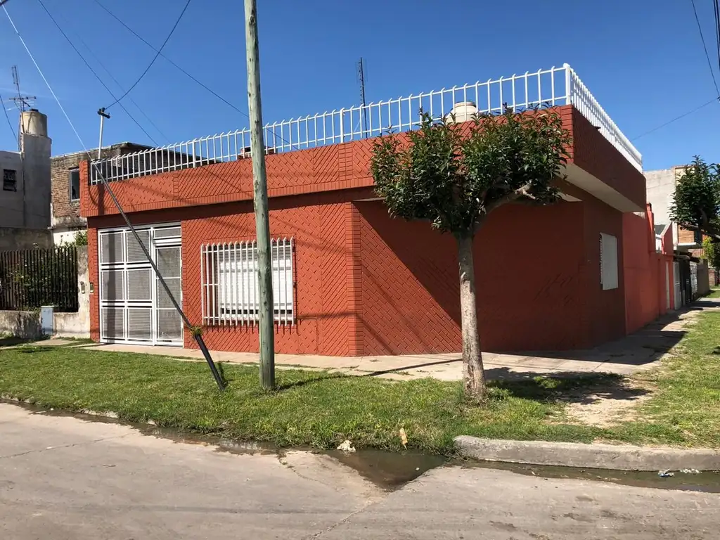 Casa - Venta - Argentina, La Matanza - ZARATE 6500