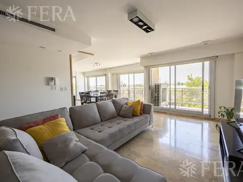 Venta de Departamento 4 ambientes con 2 cocheras en Bernal