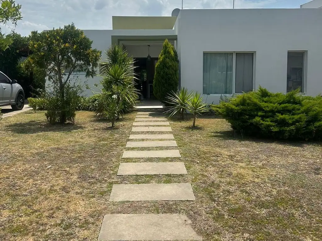 Venta casa San Alfonso Pilar del este PLANO aprob.