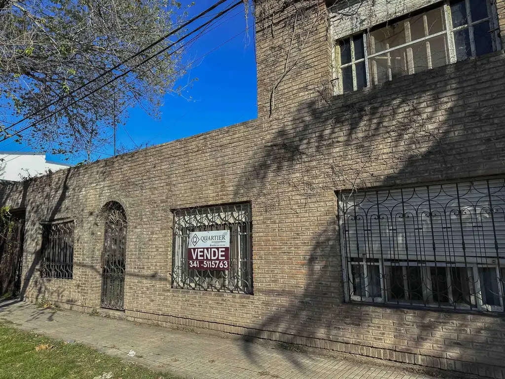 Casa en  Barrio Jorge Cura