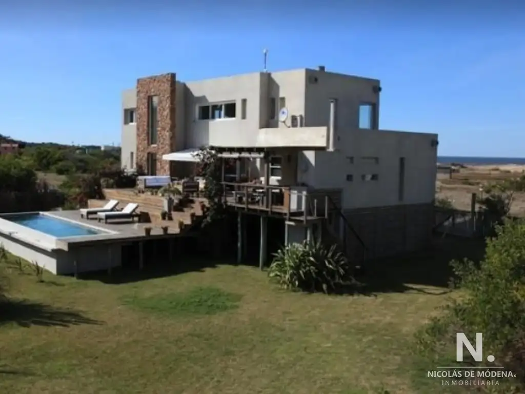 Venta de Casa, 4 dormitorios en JOSE IGNACIO.