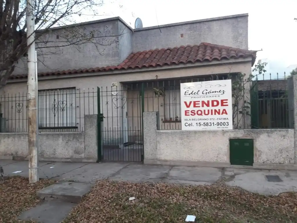 venta esquina Tucuman y Alsina Pilar Centro.