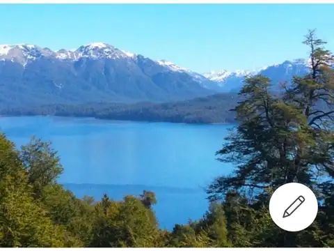 CASA CON MUY BUENA VISTA AL LAGO EN ARAUCO - V. LA ANGOSTURA