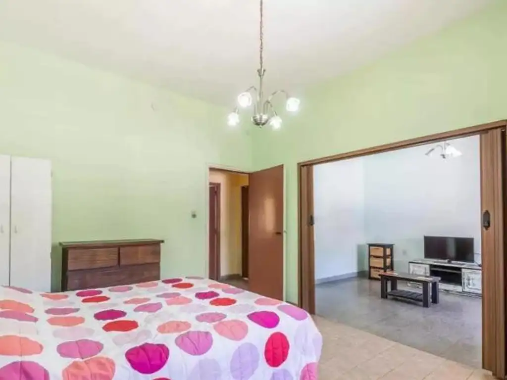 Casa en venta - 3 Dormitorios 2 Baños - 220Mts2 - La Matanza