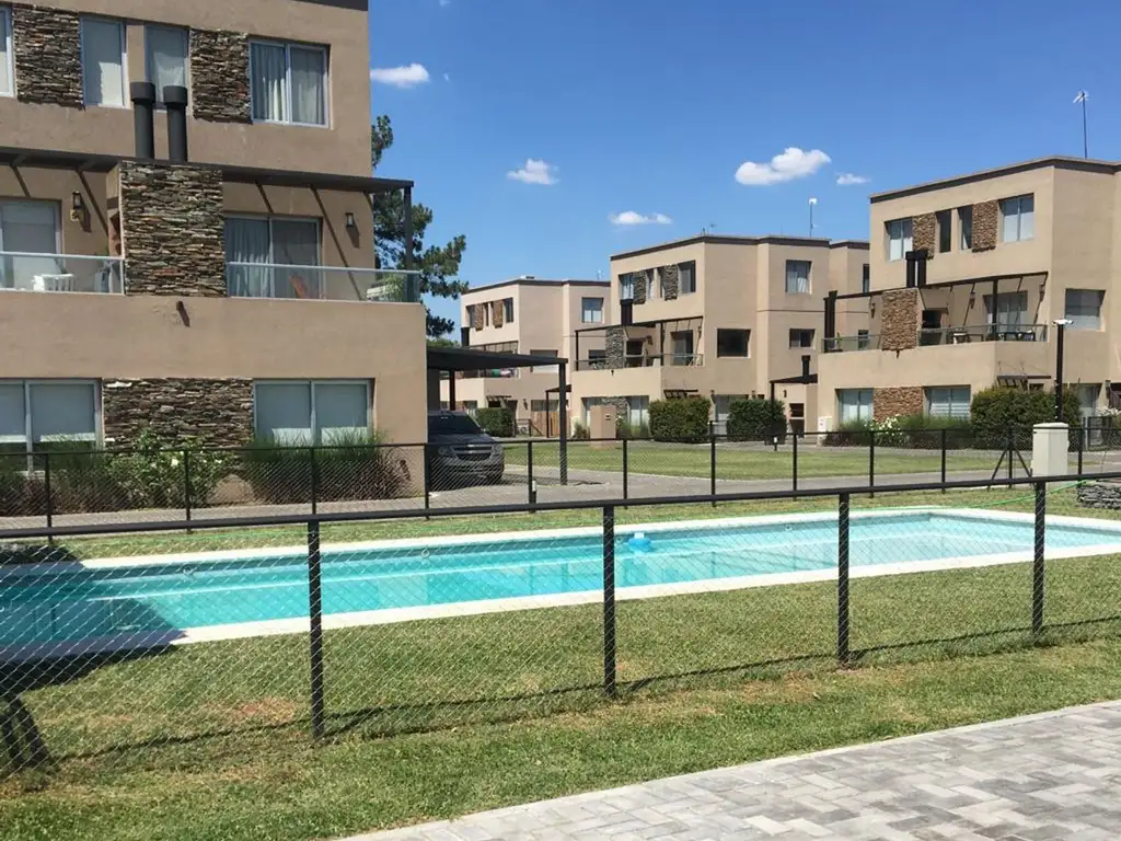 VENTA Departamento 3 amb. Green Village, Pilar.