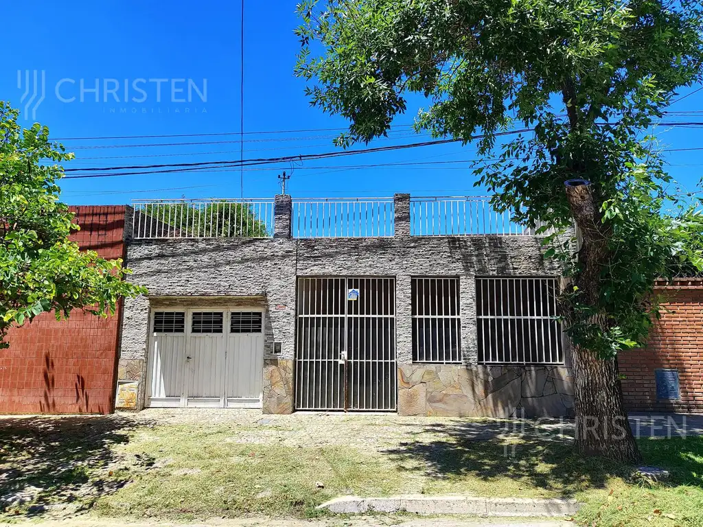 Venta Casa 2 habitaciones patio cochera y garage Barranquitas ciudad de Santa Fe