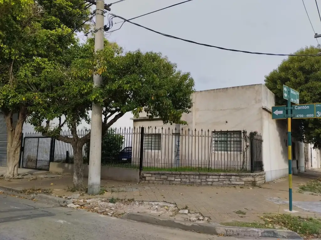 Lote de terreno con vivienda