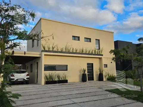 Venta - Casa 4 ambientes, galeria - Acacias, Puertos del Lago, Escobar