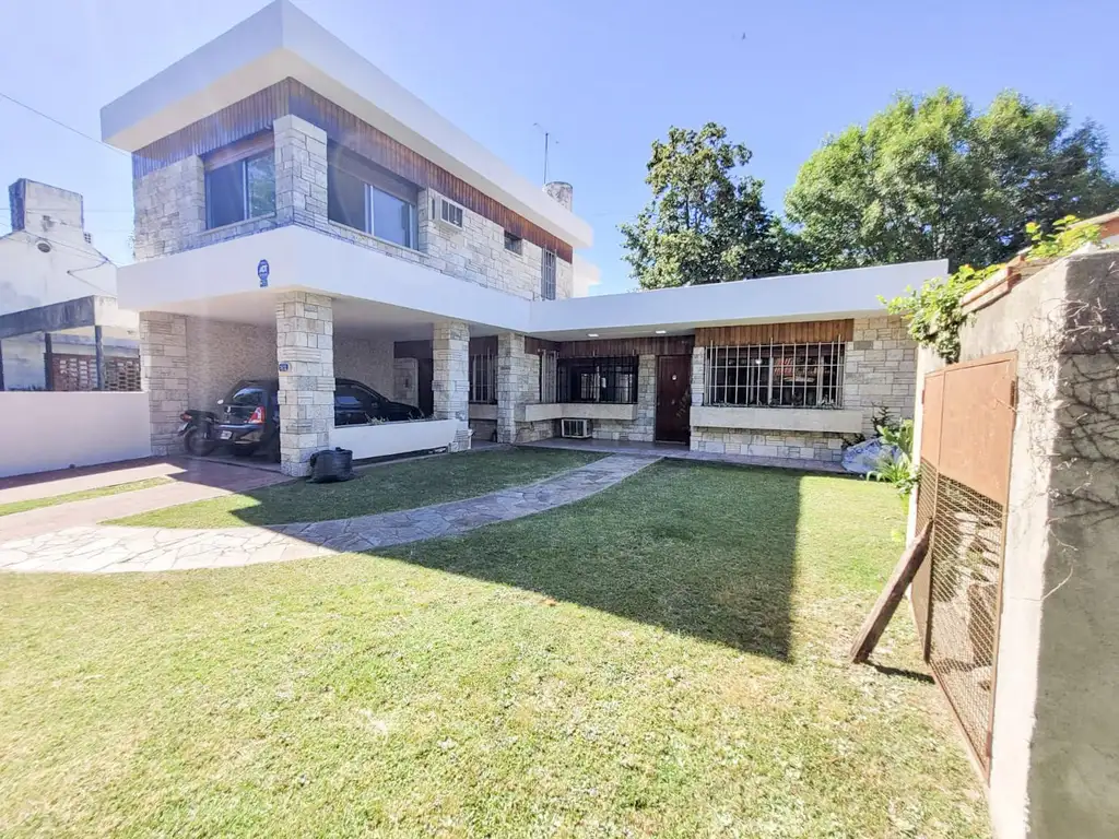 Venta Fabulosa Casa. Fisherton. Rosario