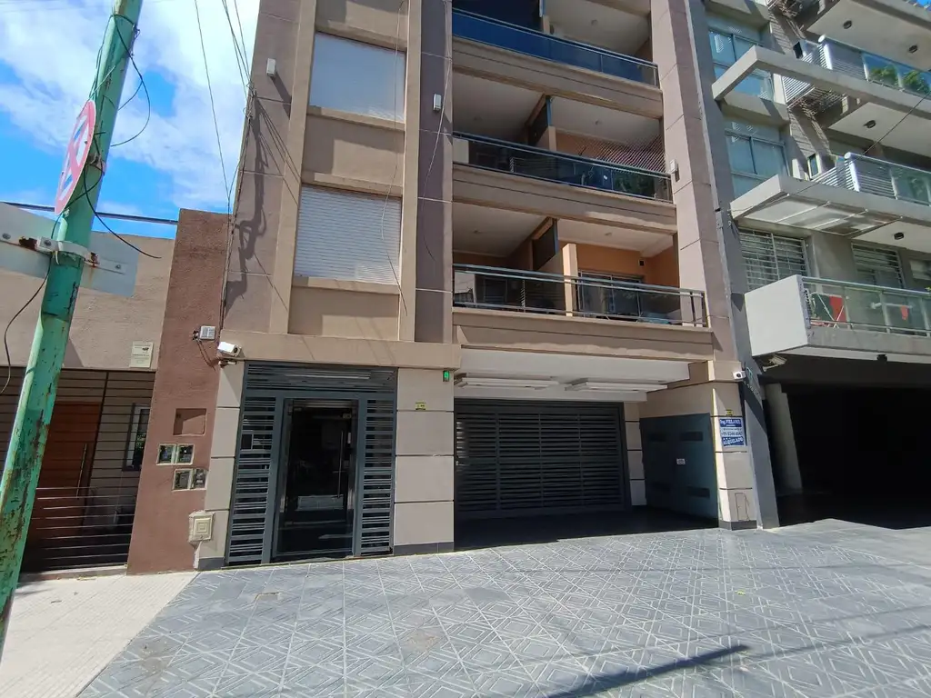 Departamento en Mataderos - apto profesional