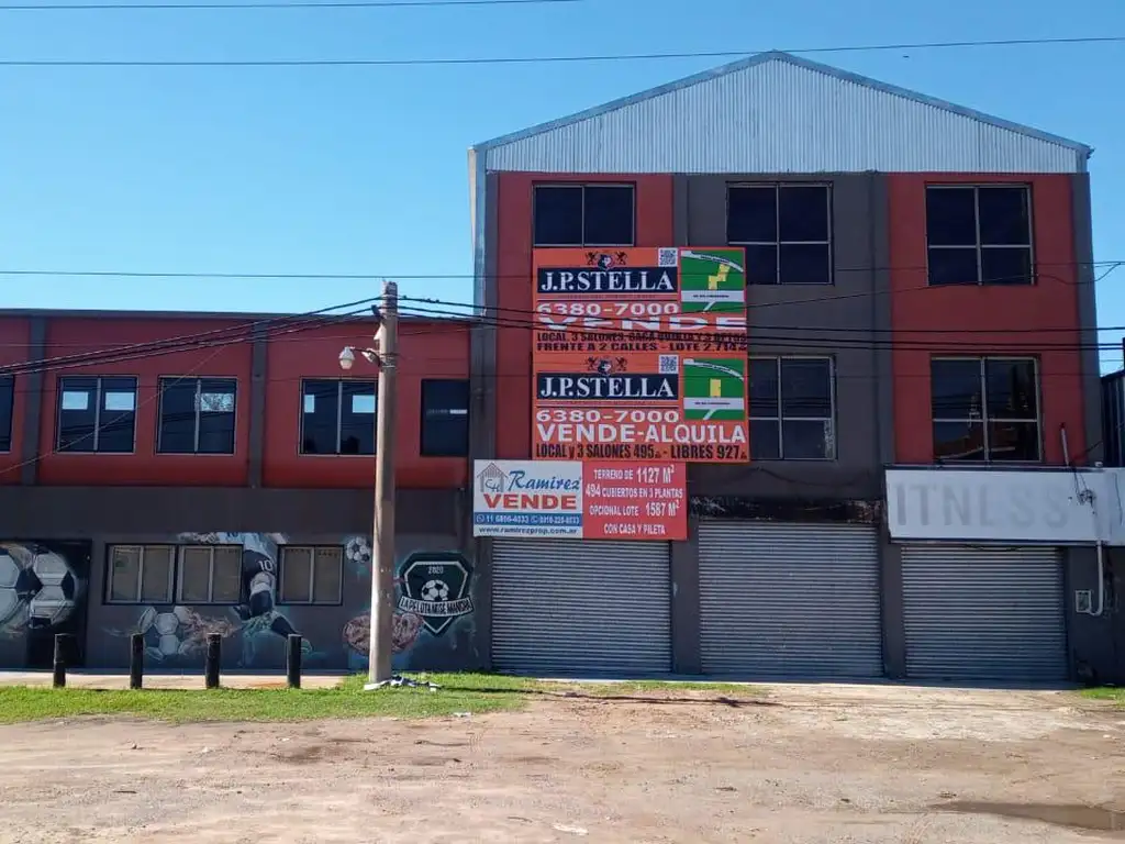 Local Comercial y 3 Salones 495 m² Edificados en 1157 m² de lote - Moreno