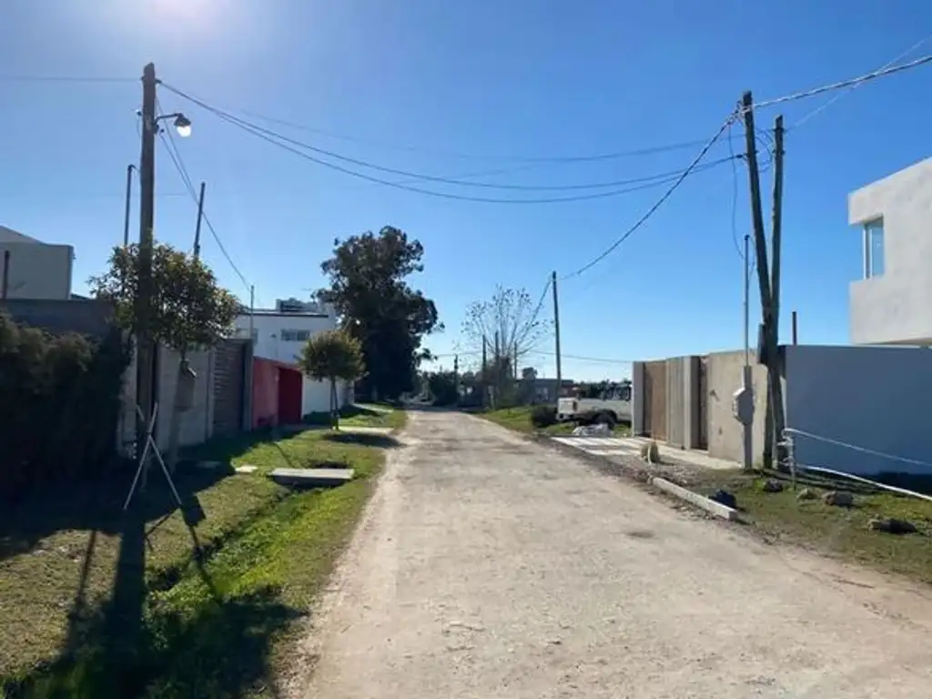 Terreno en venta Parque Sicardi,La Plata