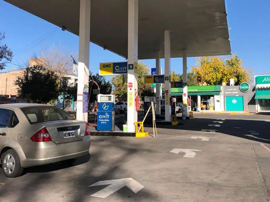 ESTACIÓN DE SERVICIOS EN VENTA - GODOY CRUZ