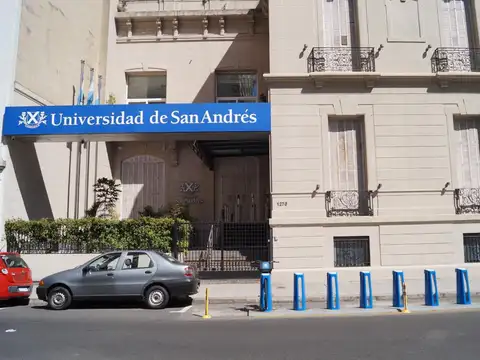 JUNCAL 1879 con Muebles (frente a sede Univ. San Andrés)