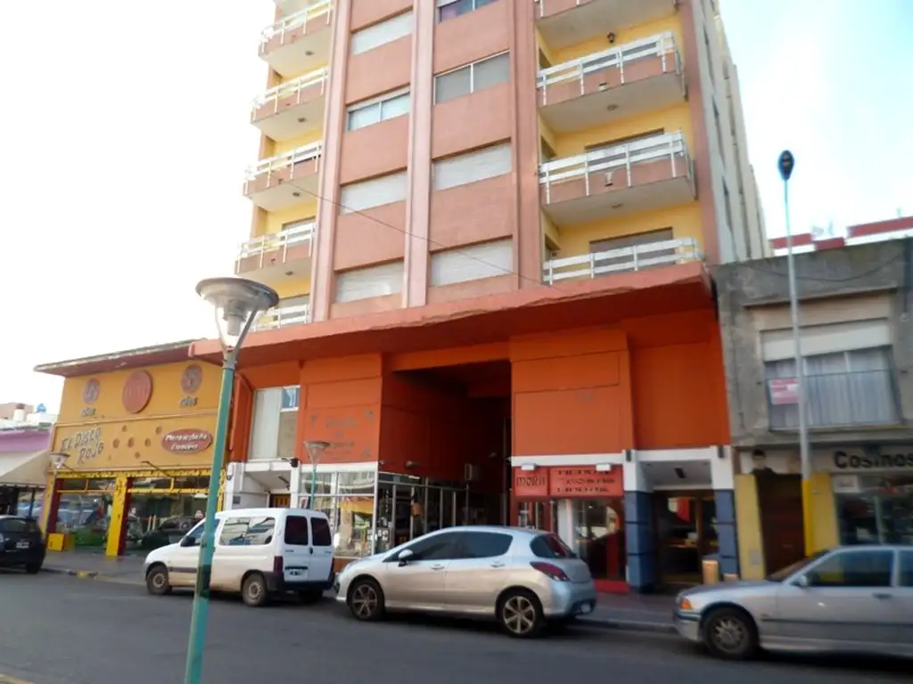 Departamento de 3 ambientes a metros del mar