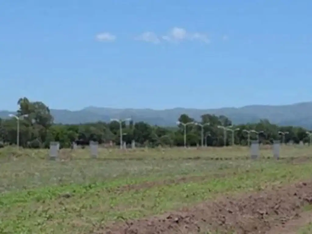 Terreno en  Urbanización cerrada sobre E 53