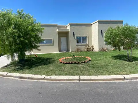 Ricordi Negocios Inmobiliarios, Casa San Ramon , Pilar del este. - Foto 0