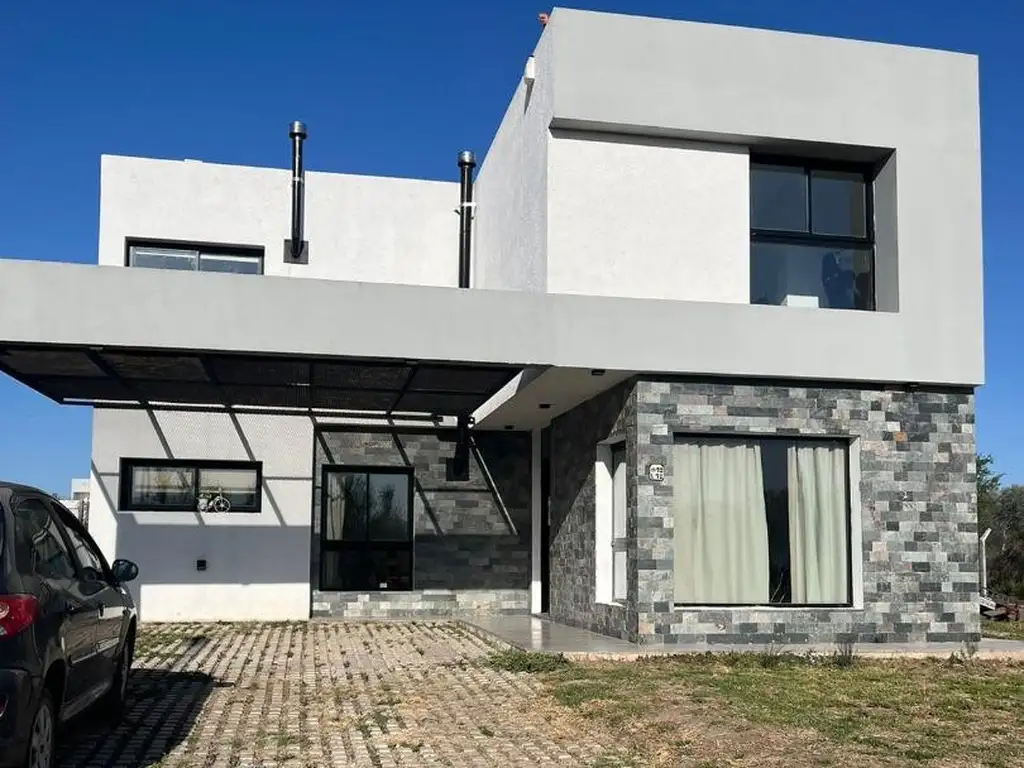 Casa en venta, barrio cerrado Aires del Nordeste