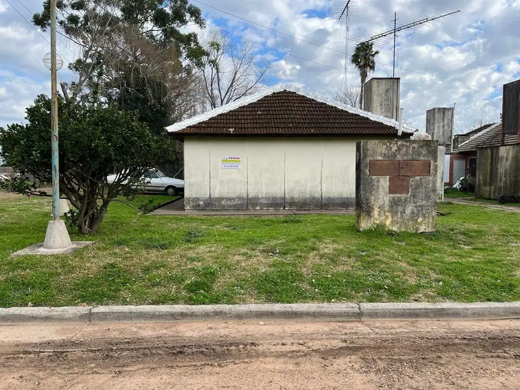 Vendo Casa en Villa Mantero, Entre Ríos.