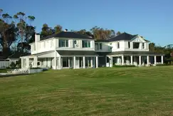 Casa - Venta - Uruguay, PUNTA BALLENA