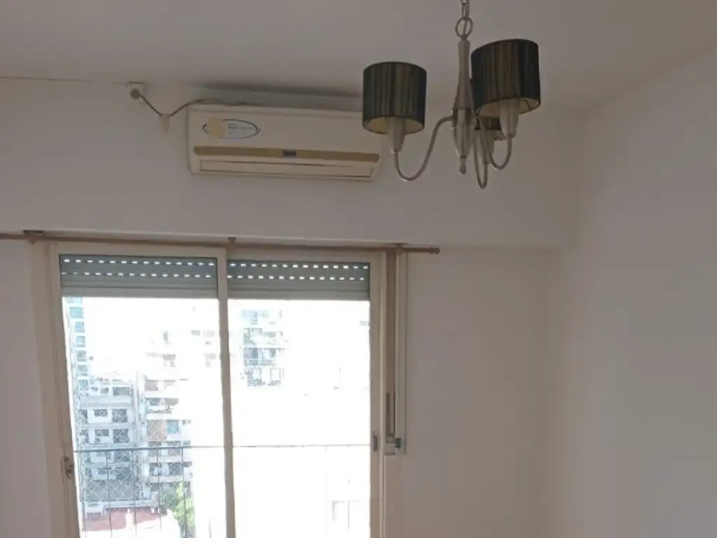 EXCELENTE DPTO. CONTRAFRENTE PULMON TODO LUZ, BALCON. EXCELENTE ZONA, mas datos al pie de la pagina