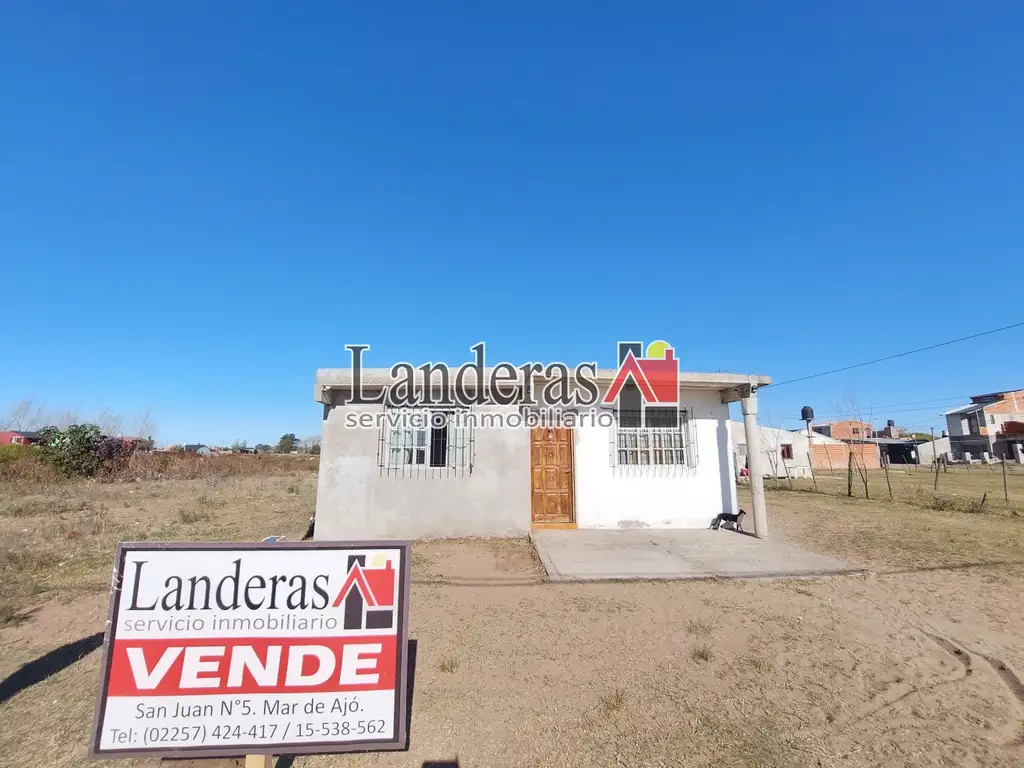 VENTA EN BLOCK - Dos Casas 3 amb. - Sobre lote propio.