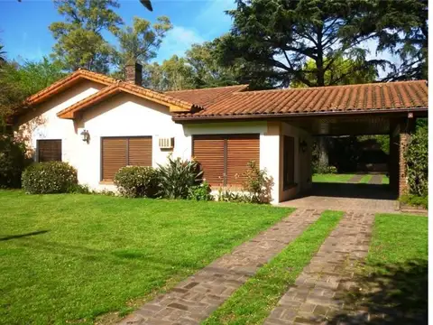 CHALET EN EL BARRIO  "CORTIJO VIEJO"