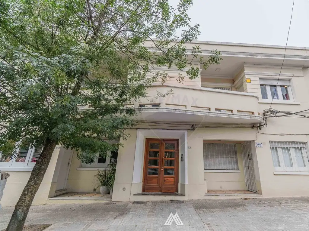 Se vende edificio con renta en Punta Carretas