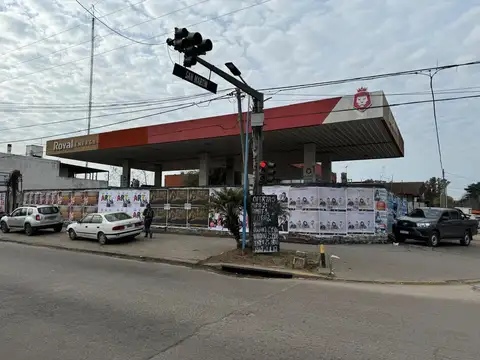 VENTA Edificio Comercial *estacion de servicio) en GARIN