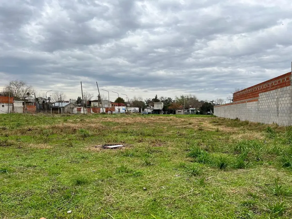 VENTA TERRENO DE 489M2 EN HURLINGHAM CON ESCRITURA